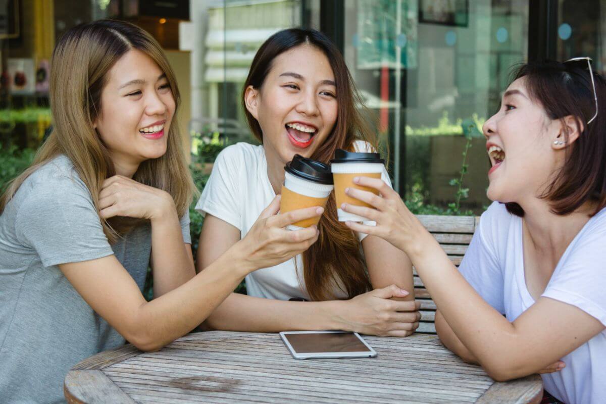 Drinking Coffee with Others has Positive Psychological Effects.