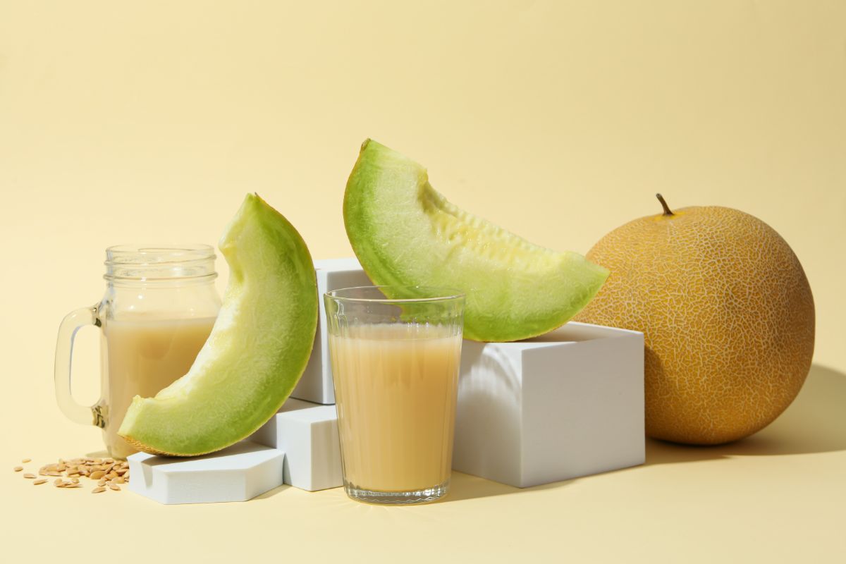 6 Reasons Why Our Melon Flavor Collagen Drink is Your Skin’s New Best Friend